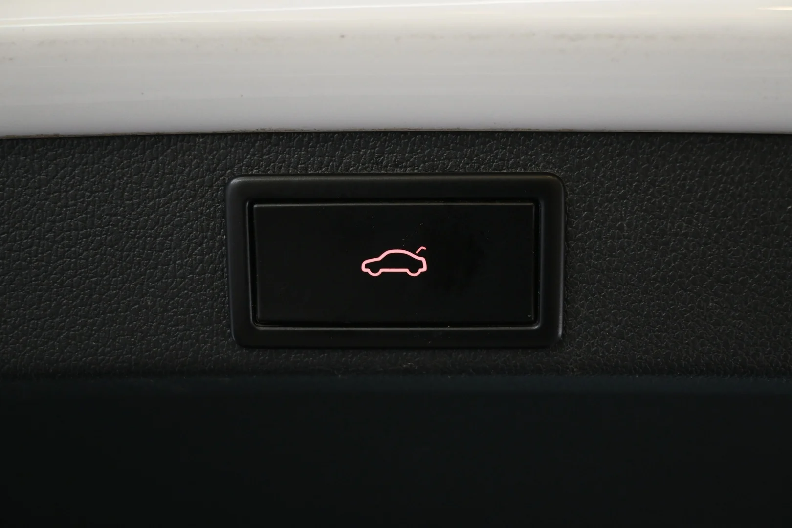 Car Image - 1PPpNrUcgCgMzAPBAW1jR3