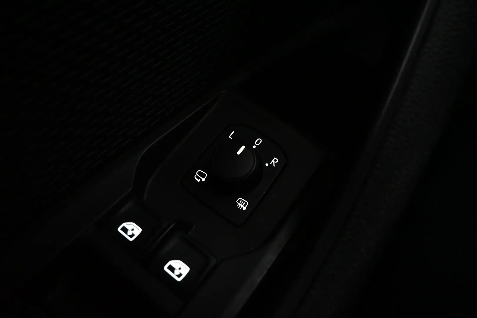 Car Image - 24ebS24uef5geMkQm4CugS