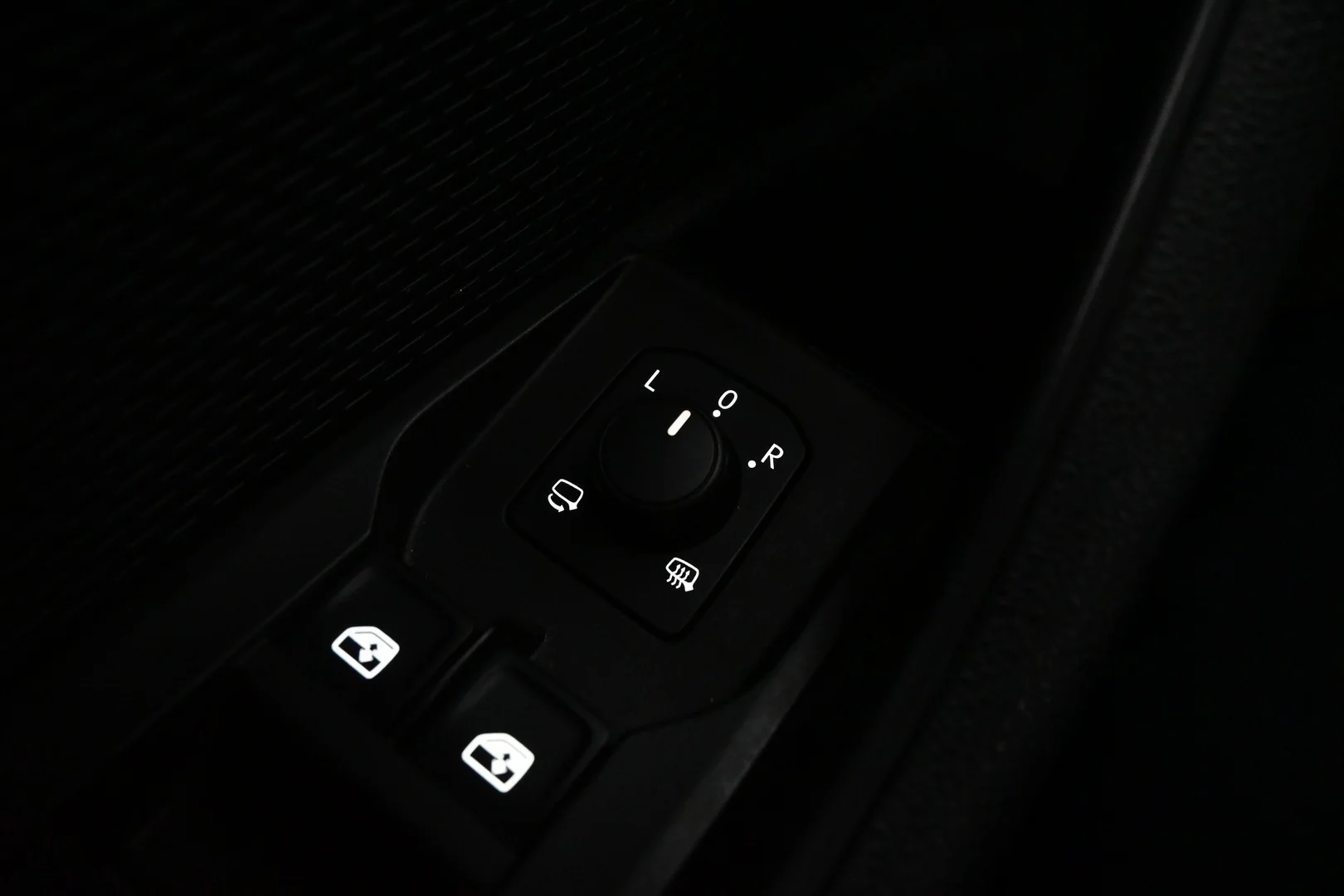 Car Image - 24ebS24uef5geMkQm4CugS