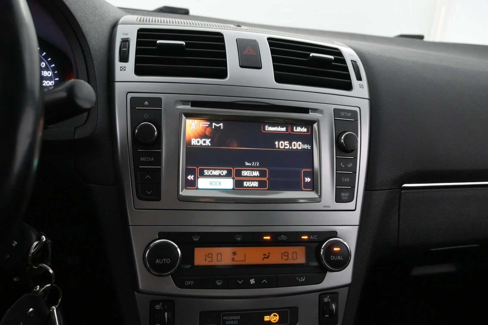 Car Image - 18iNgRHIdgoJGnJLfeAuWn
