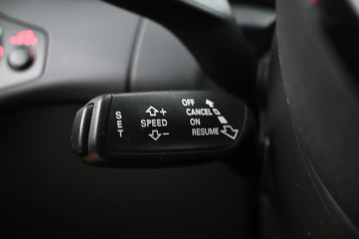 Car Image - 1L66KOP3y31RUiTT5dLeIj