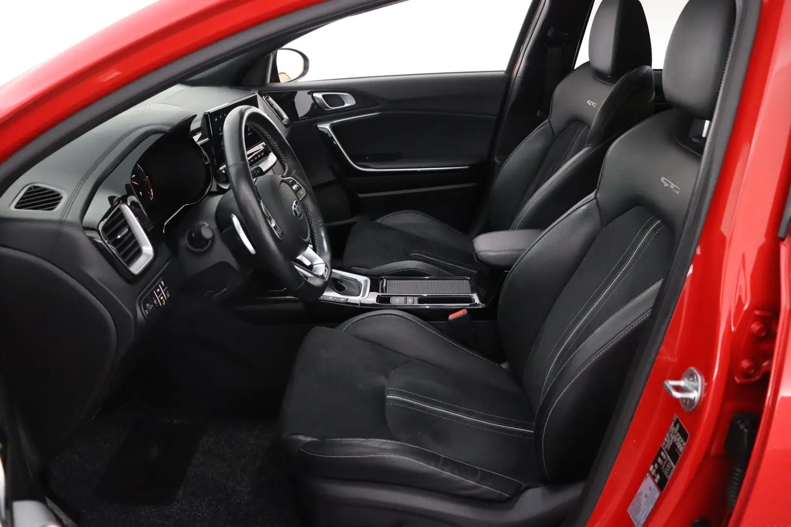 Car Image - 7l2NThQzRmZZp2ZWjCS3wM