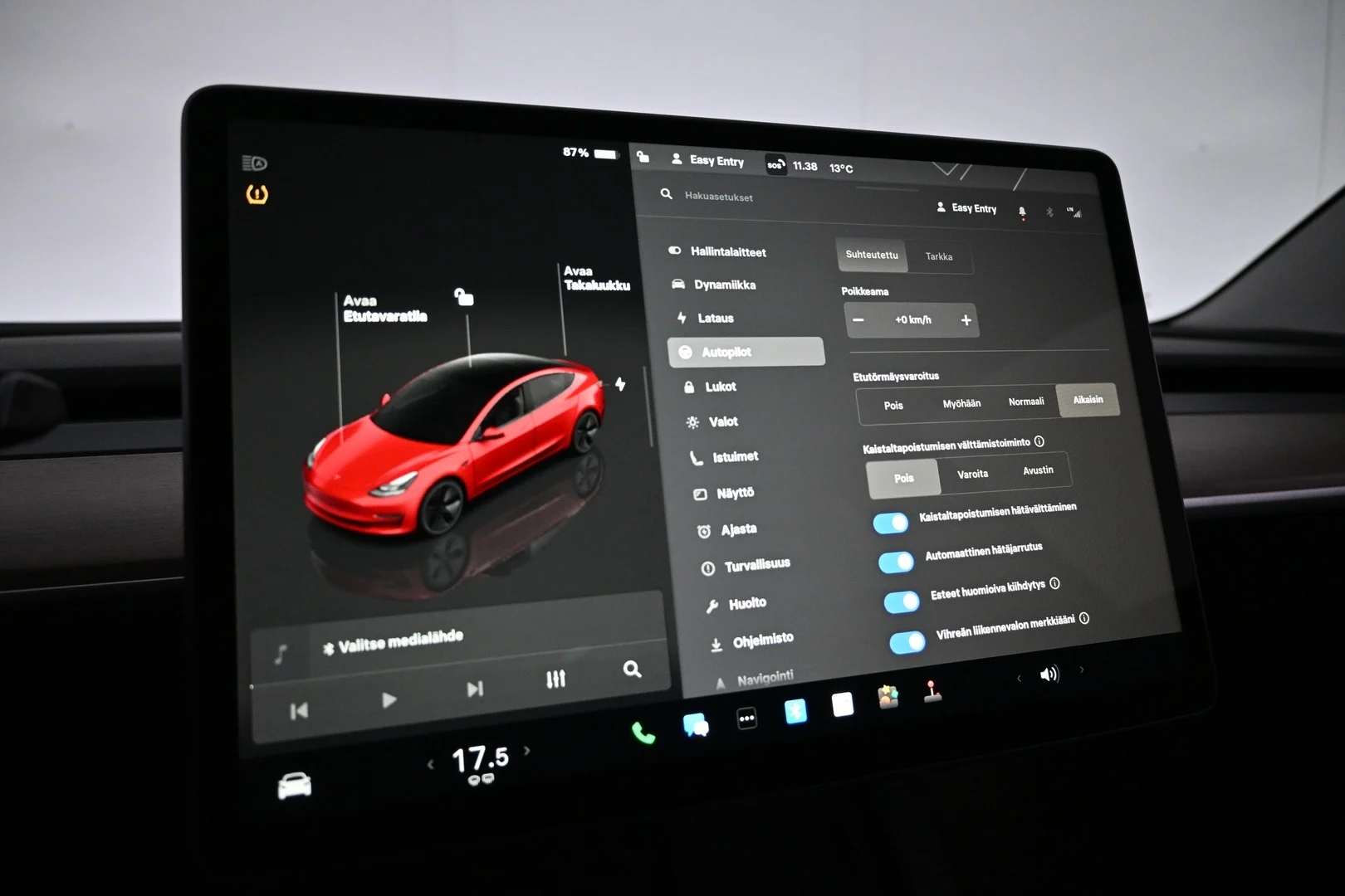 Car Image - 2c3A2yztsy4cCuXi5v33r8