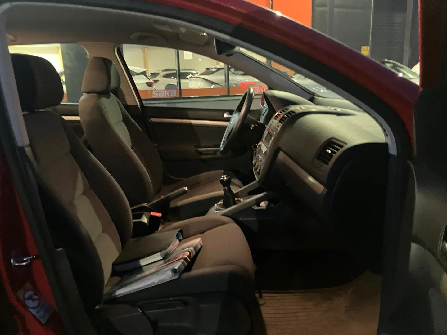 Car Image - 6bVnG3mT9sEG7ChLiMEtYE