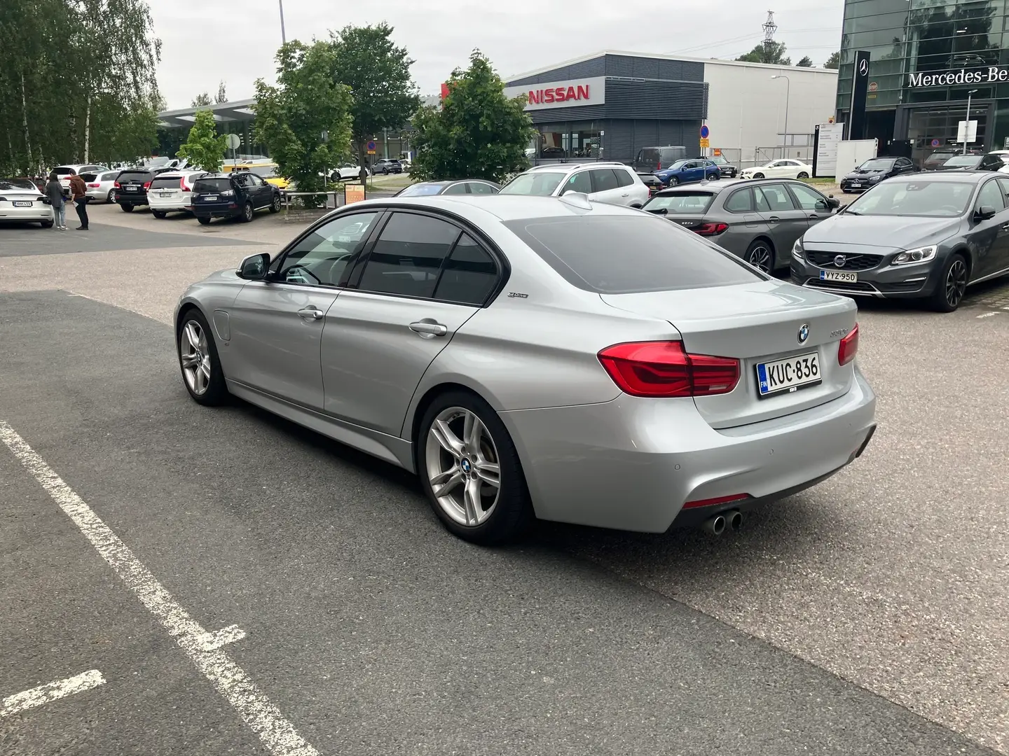 Car Image - 2jSuG5JF1K2S8AQTpXl4lJ