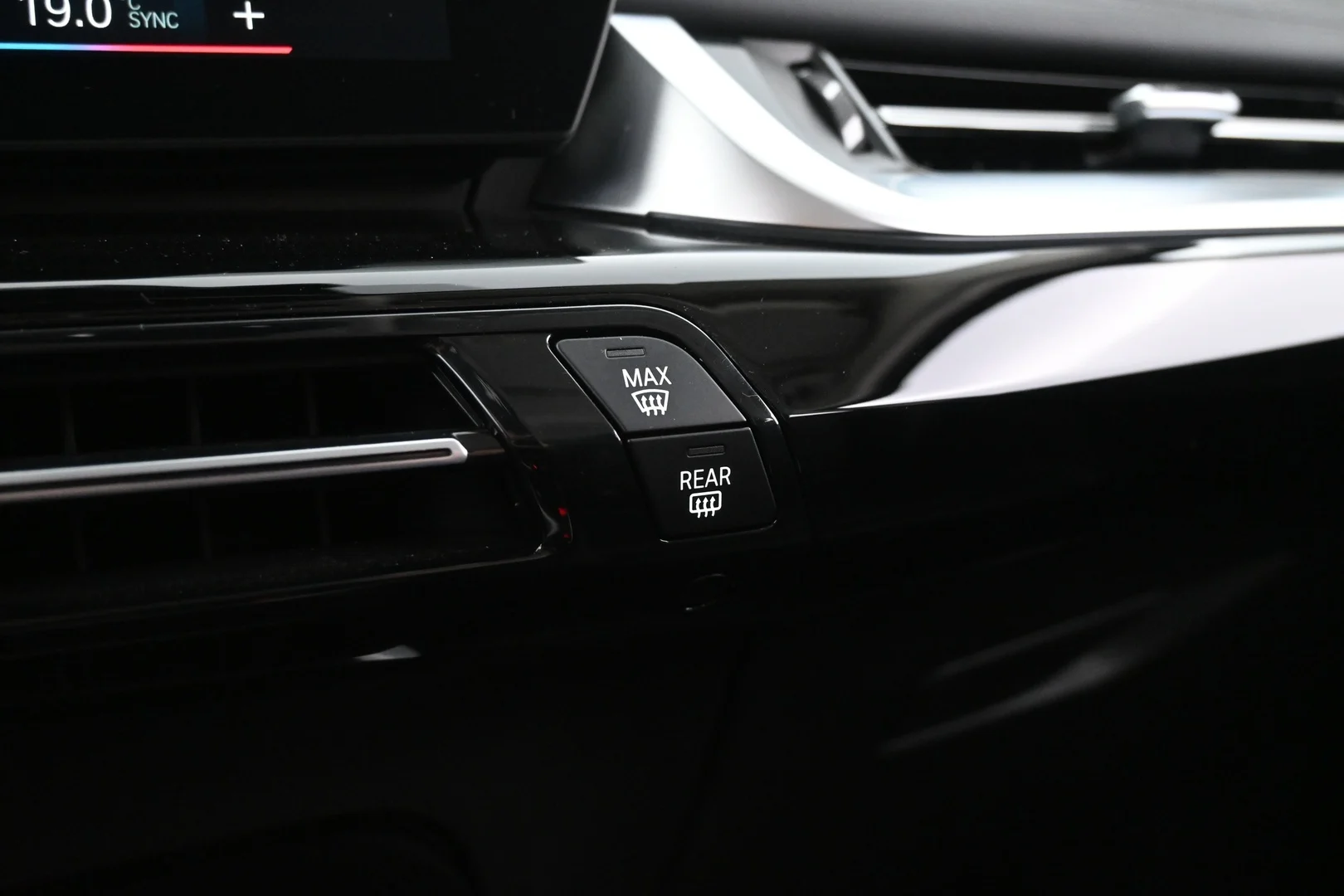 Car Image - 7bk4oTvp6eH3MgJbiqWiLa