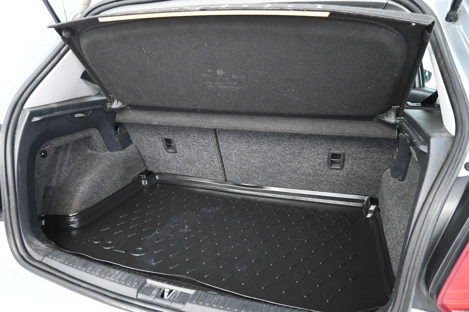 Car Image - 6W8fAvQzh4dj0c5prkbUTv