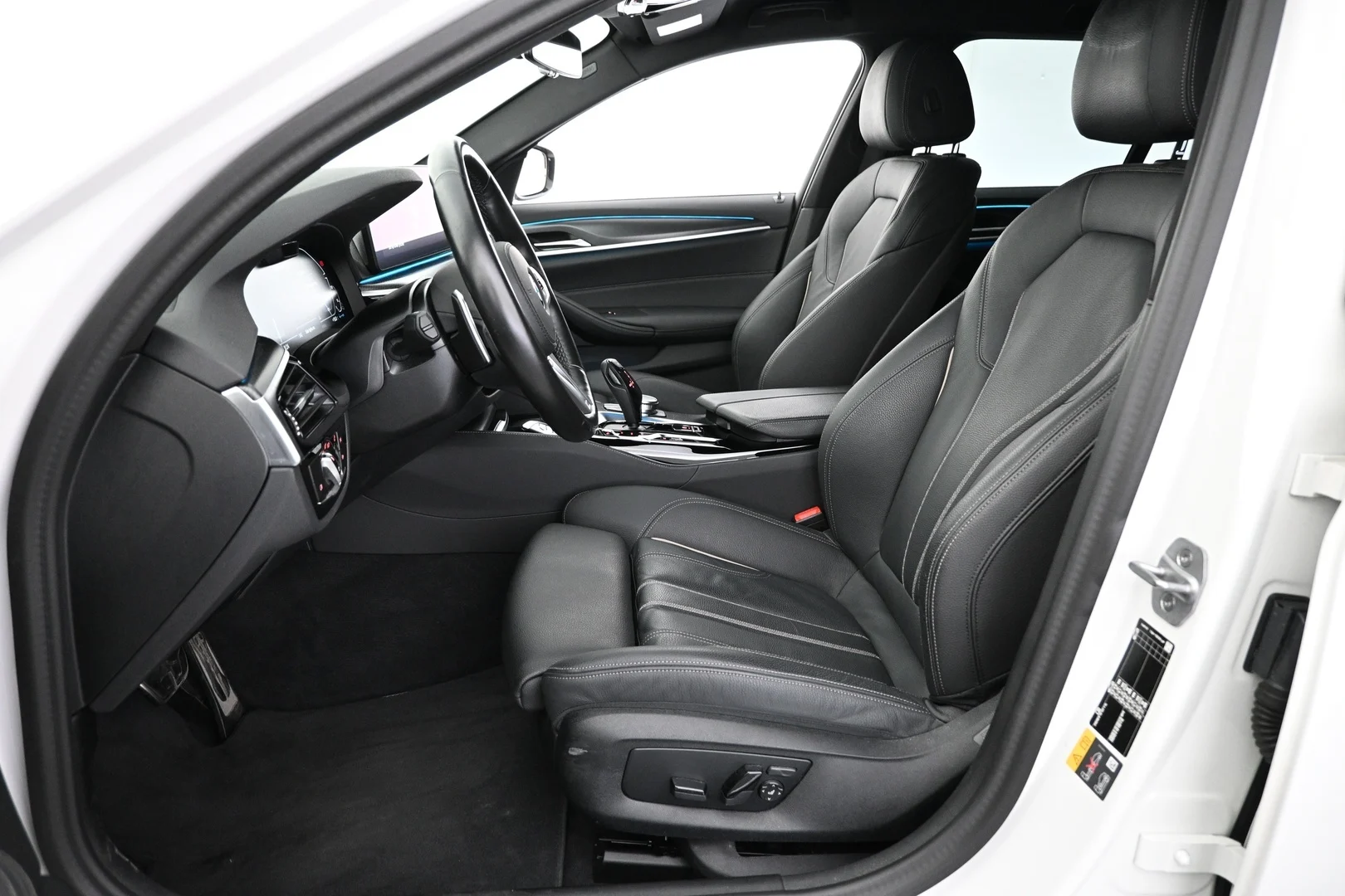 Car Image - 13BBaEFty6nBOejdX9DZAd