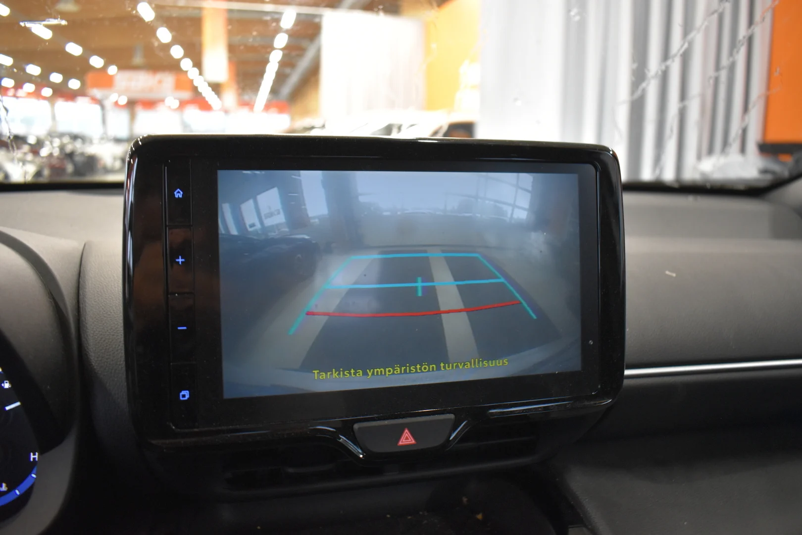 Car Image - 2FrGH6ZpYPVHsLCKw6nFJ4