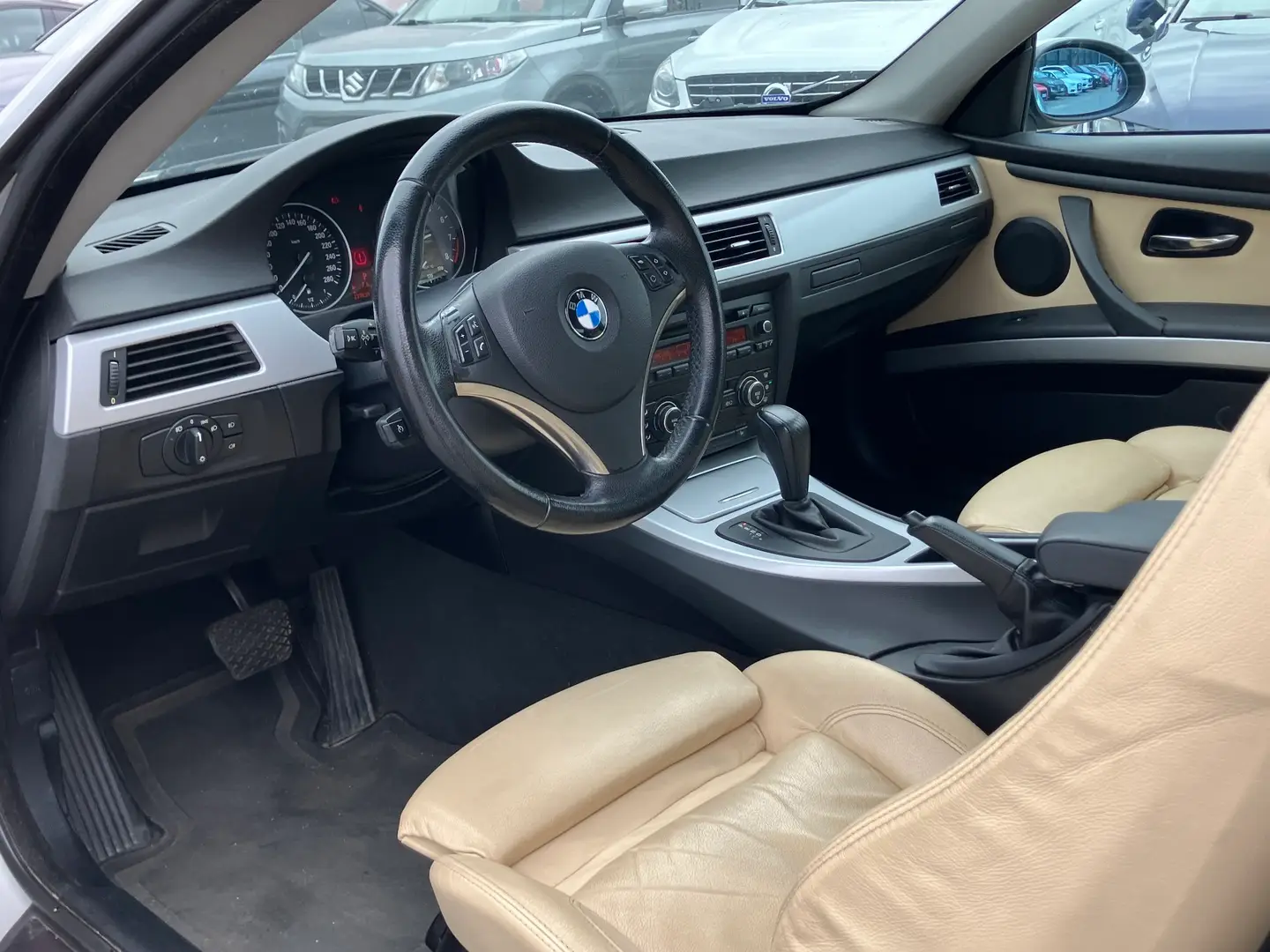 Car Image - 7lgHHdkwaRLEHs8kPTGFbO