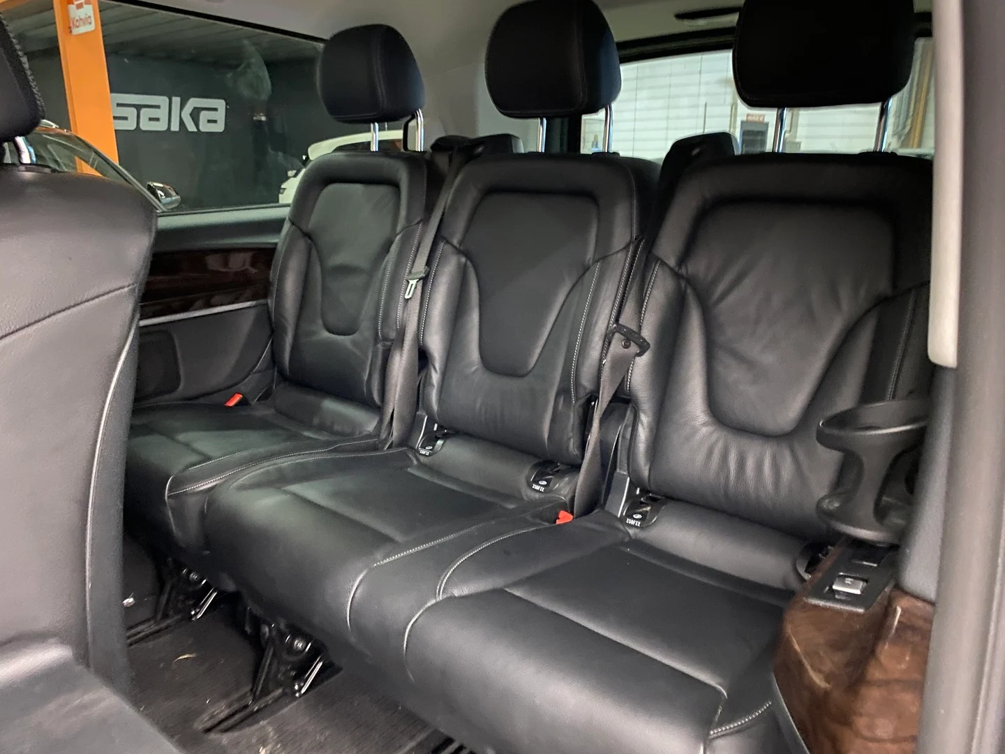 Car Image - 7dbOvq9v4OGVwDZ3Lk0wxo