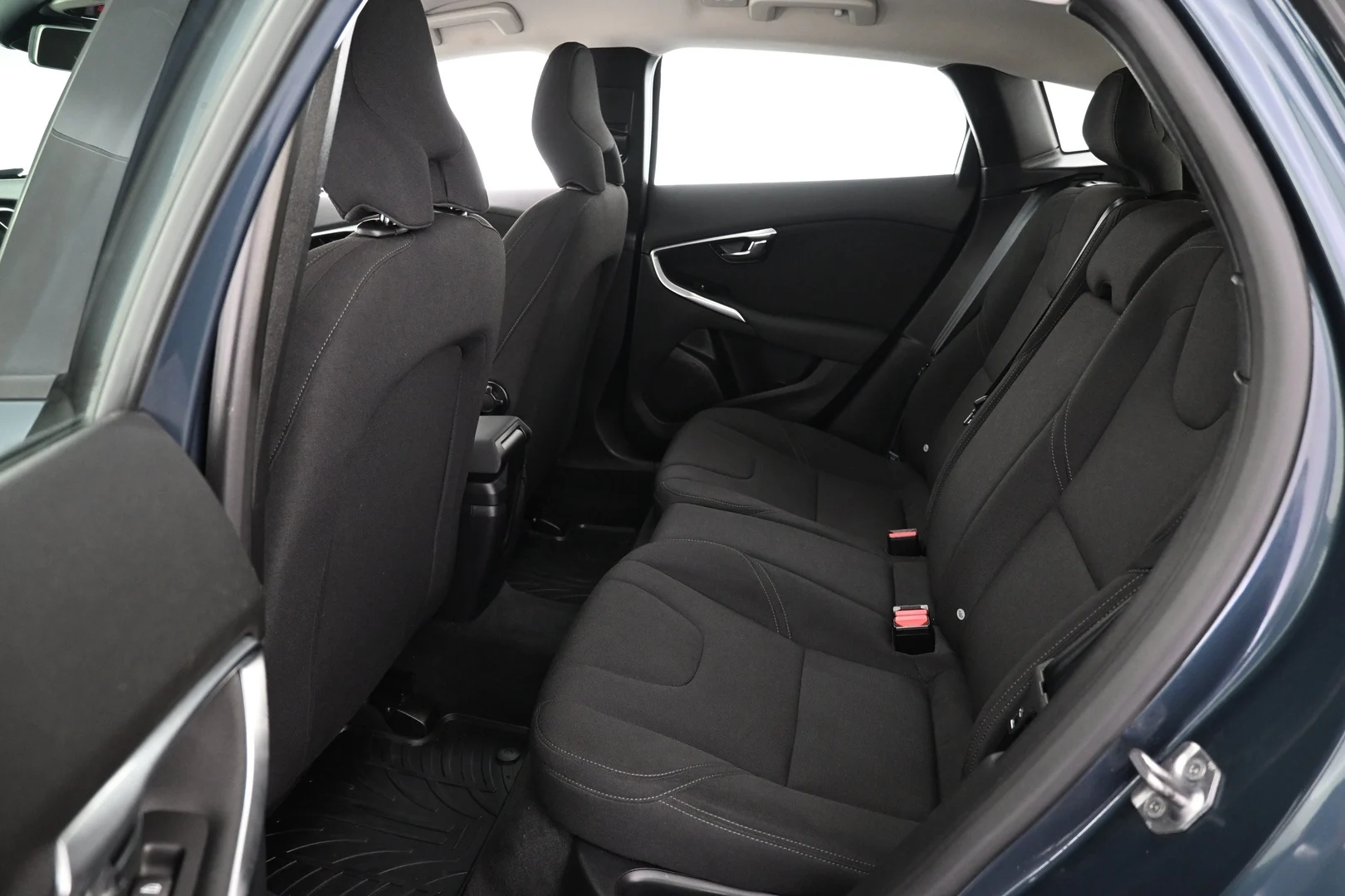 Car Image - 4vKvj6LlbZ8DlOZUPu7u0I