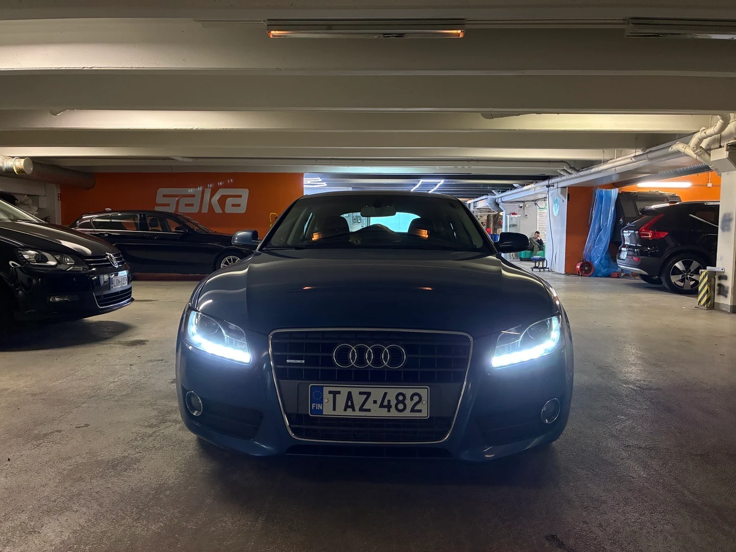 Car Image - 7KZF7ZTod5CAomI1VOGX2M