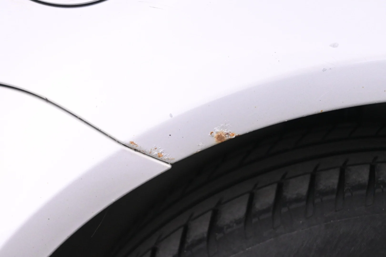 Car Image - 3P8L5yaBw9gZ9ePJKQHSRh