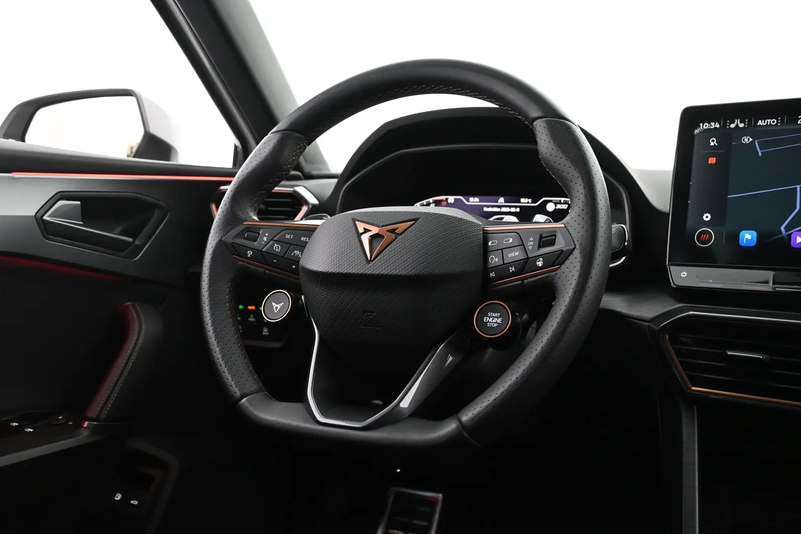 Car Image - 6qUmPknYV8RbM7Ee1X80BK