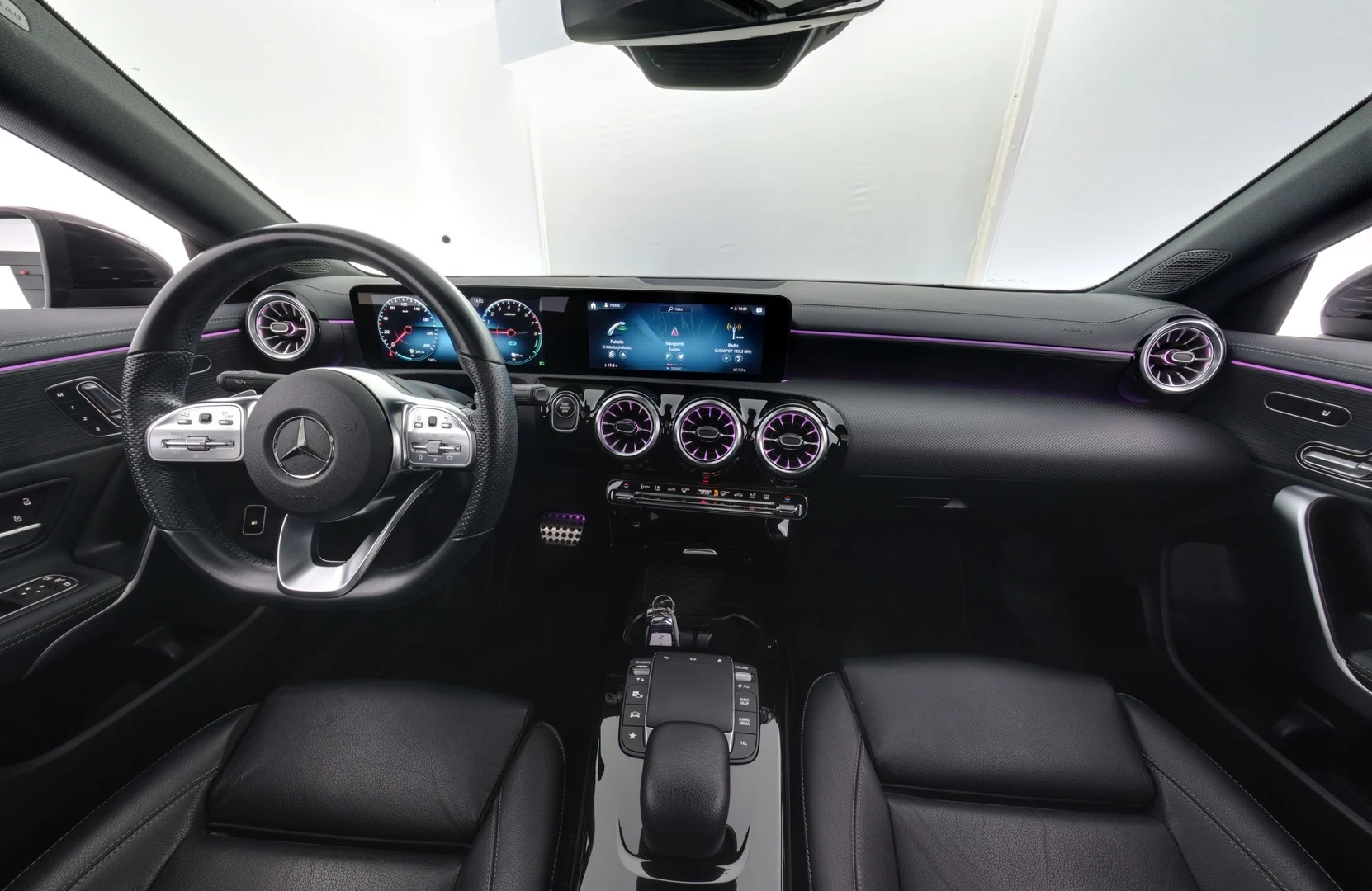Car Image - 1chbYBBC1YN7jCrXDkYeTz