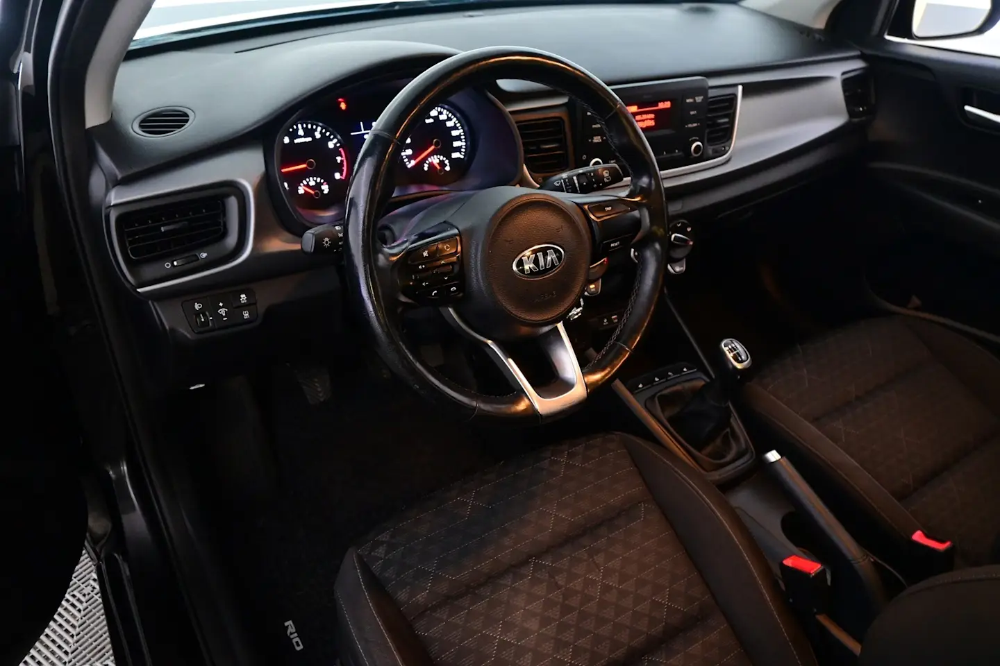 Car Image - 5UBscKeuTfZWGumxLLUOXI