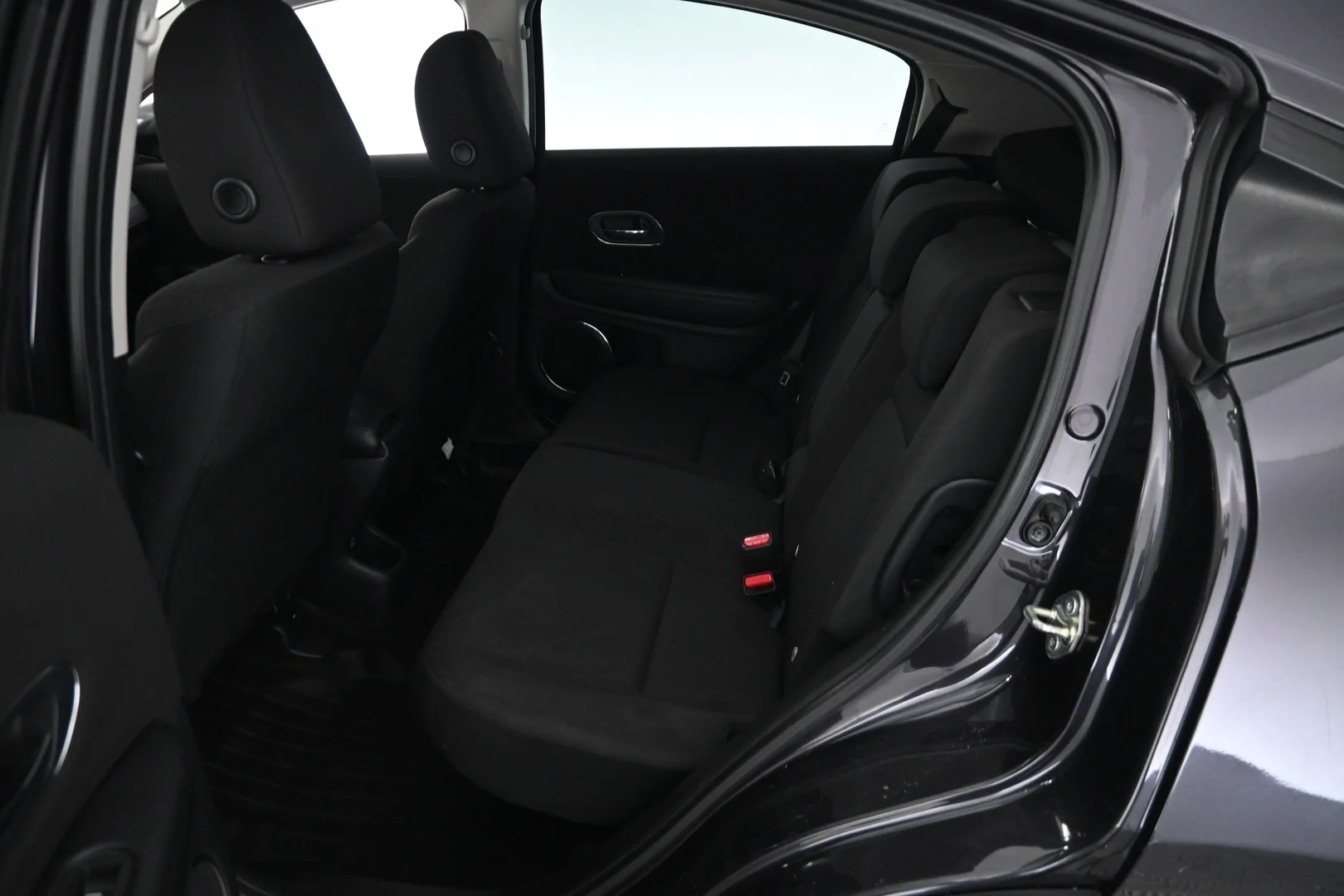 Car Image - 4rkJ7dNh5Fv1GIPFKMGBbd