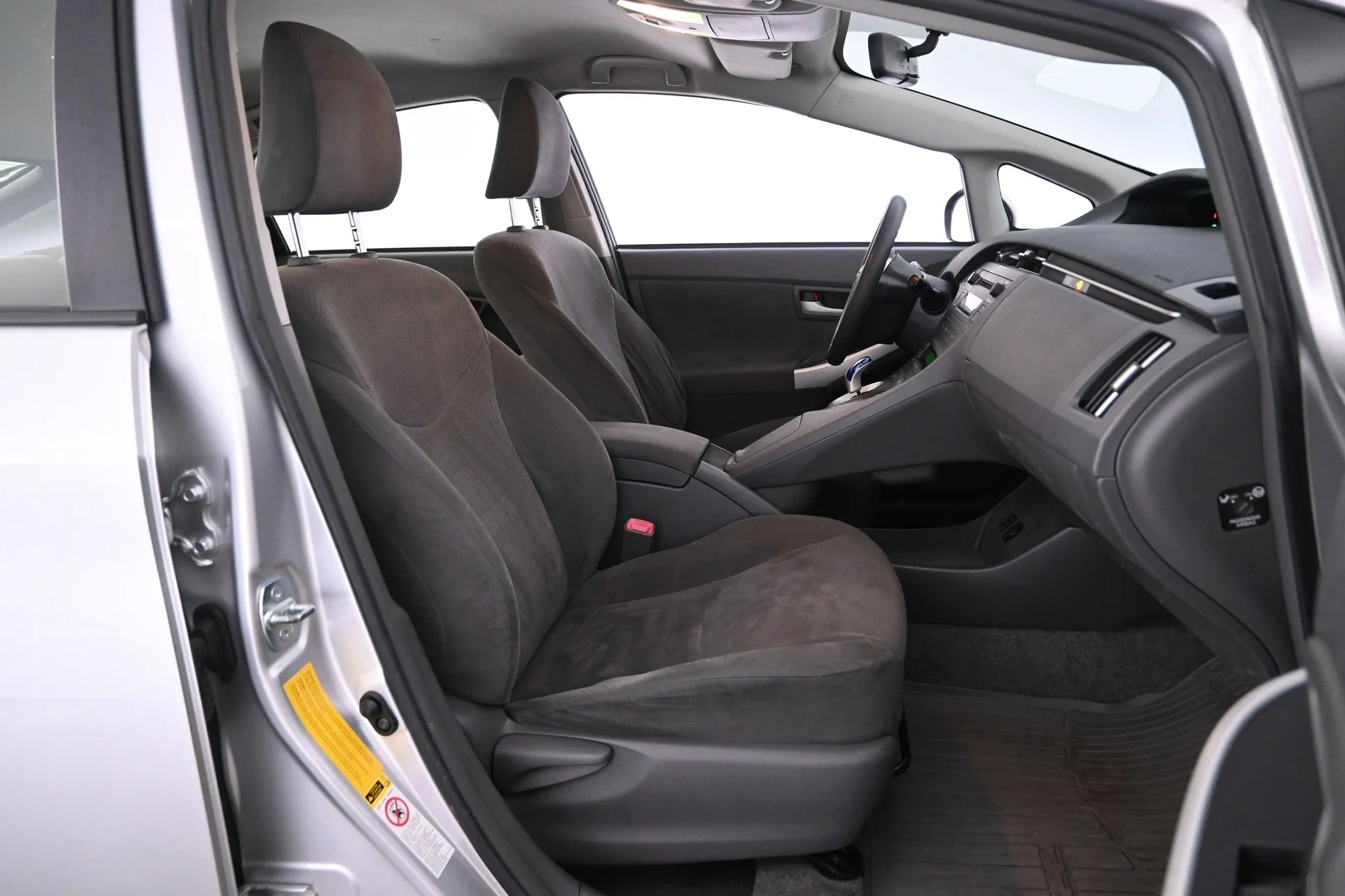 Car Image - 16Y1M7k3GdNaAiVqEKyetM