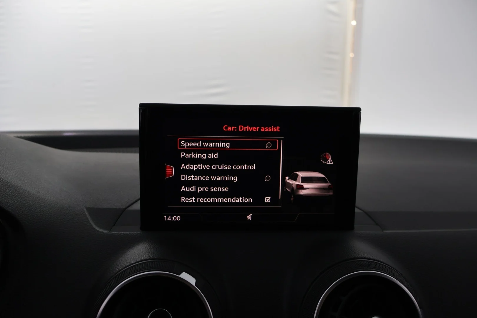 Car Image - 6Hcai7VbujRFYsqsXoeGIm