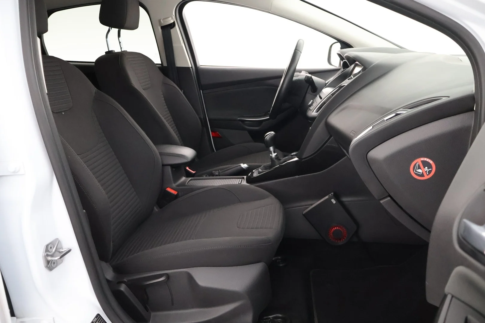 Car Image - 11R27Zr1l7OBbxO5PedxDG