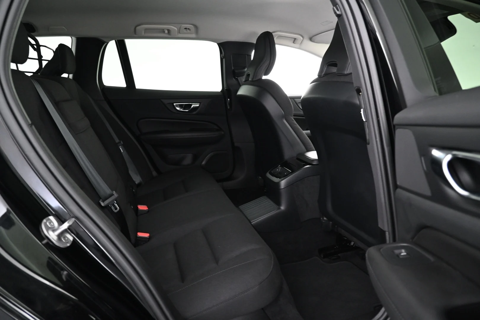 Car Image - m8FP2dlCxtd7yhR4sJrsd