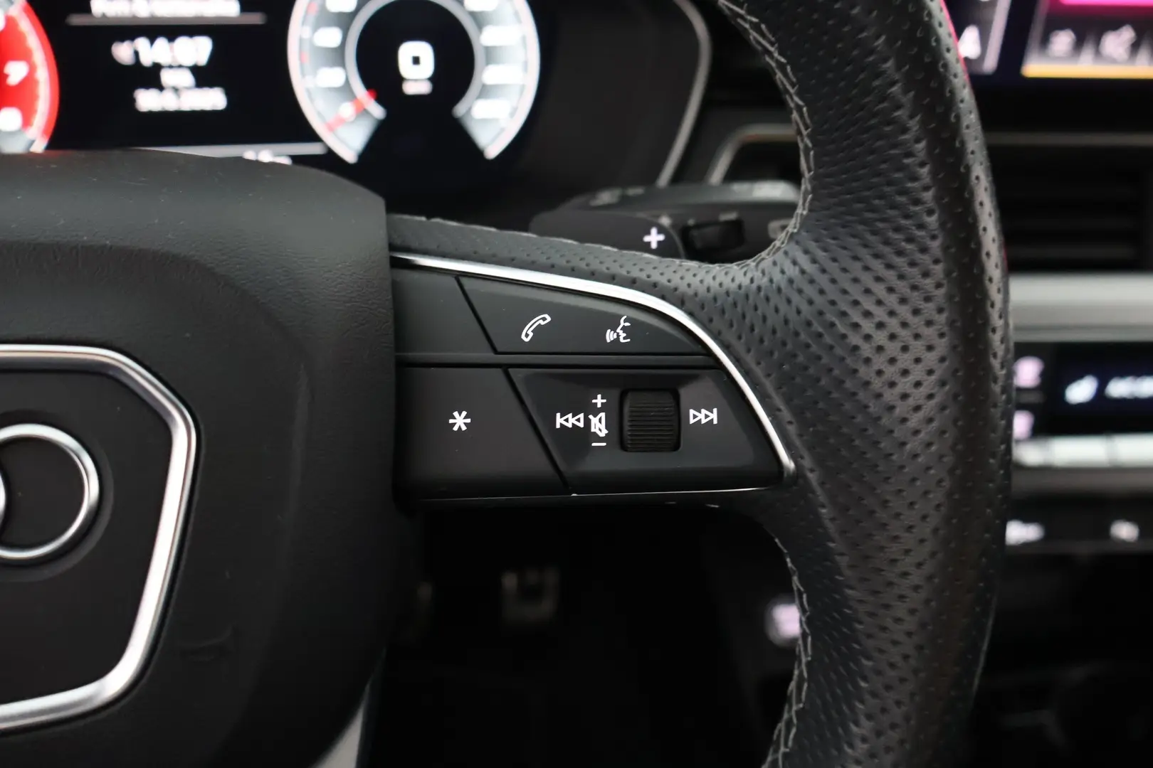 Car Image - 5agz1NQNAVNbrK7OIWNjzt