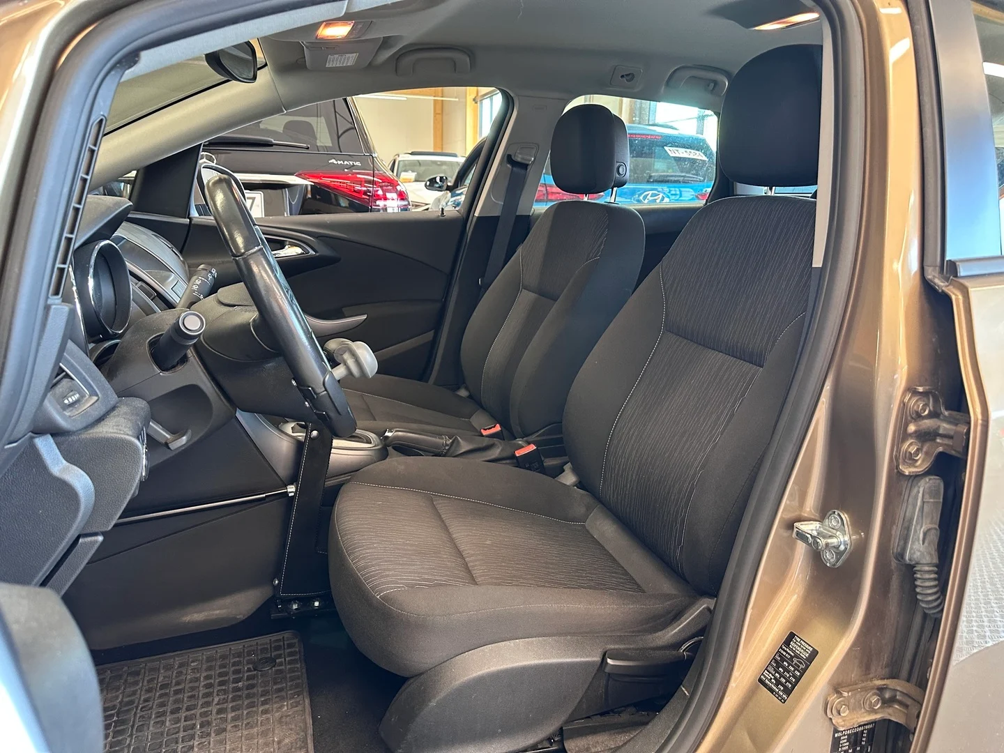 Car Image - pdlMMdBTnMcTrMSEQDpWy