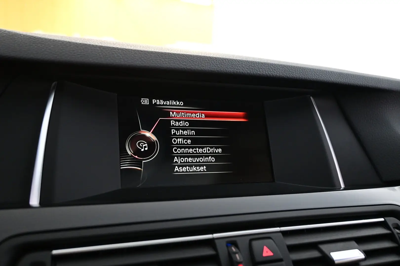Car Image - 3PWFnGQ8r1iK4Rg4i2gtVL
