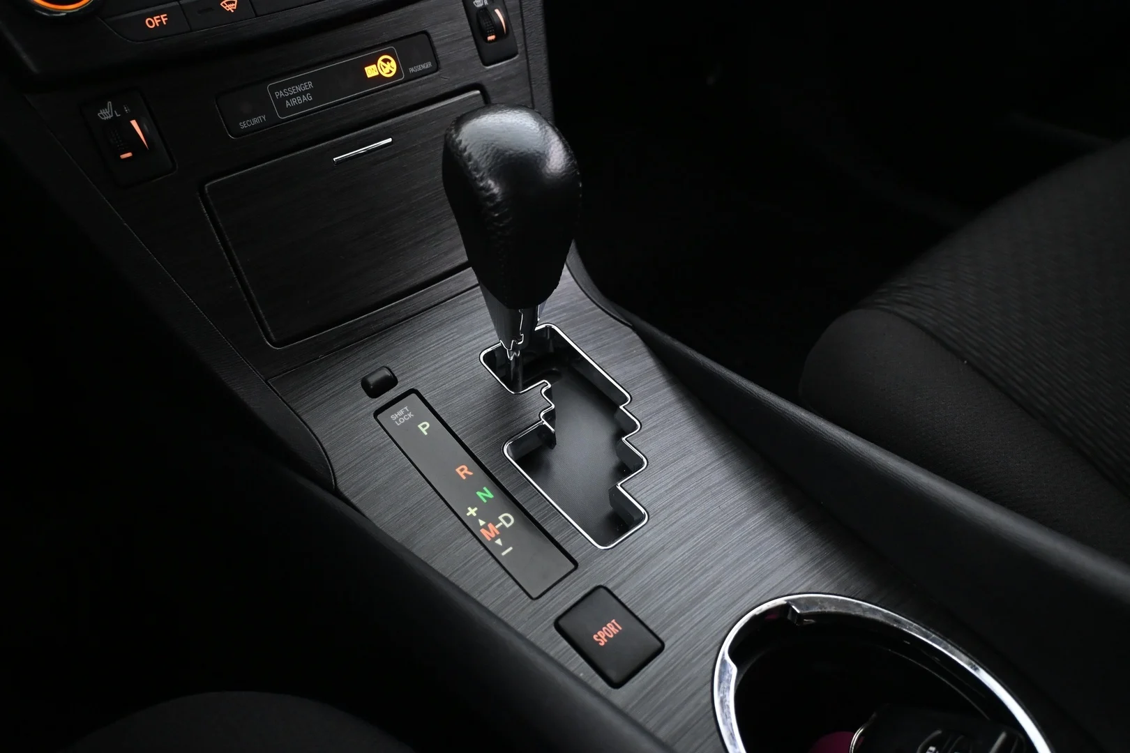 Car Image - 3GlfH0pEPa9gf5KcBsX9vY