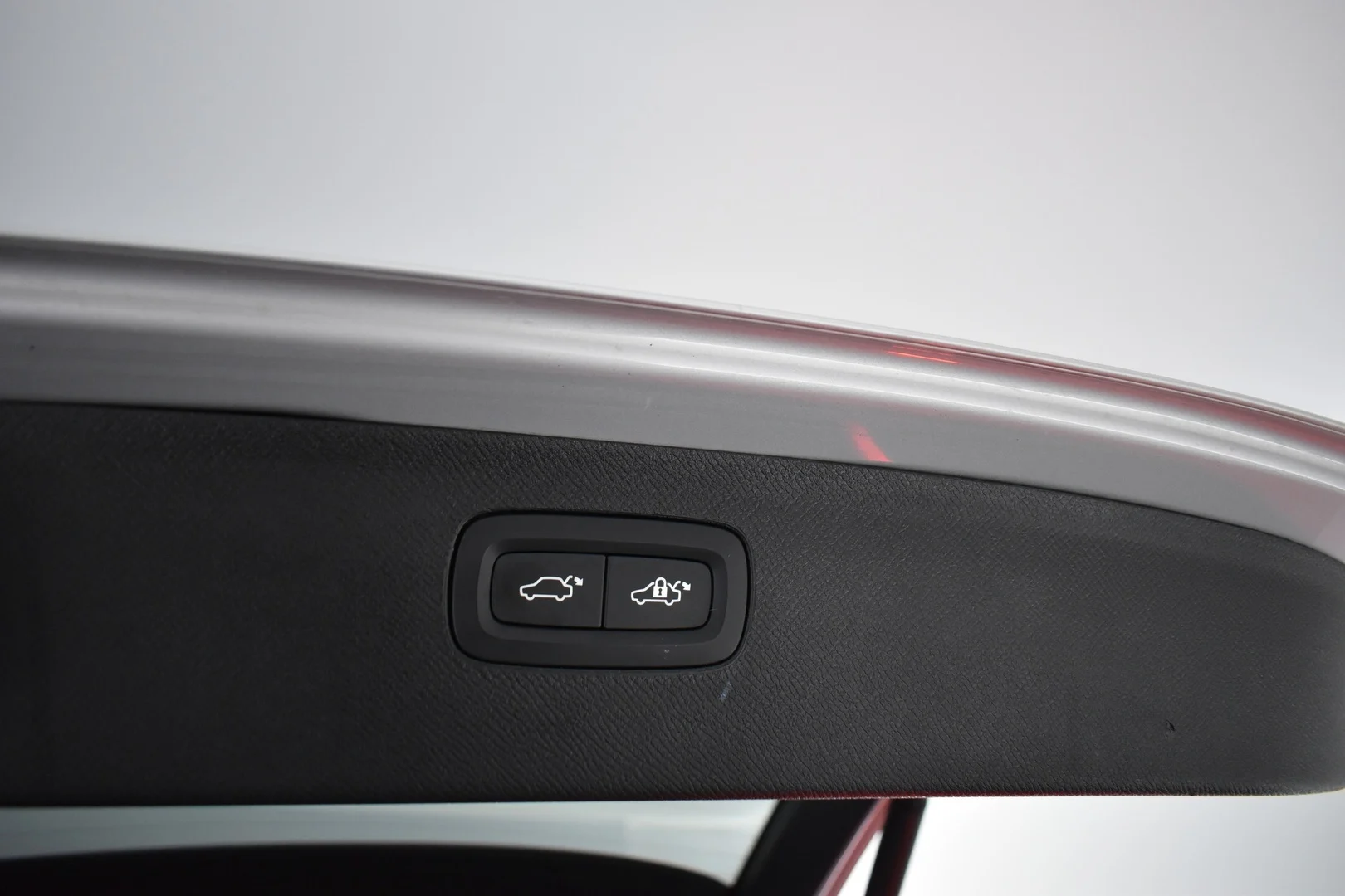 Car Image - 2kVYfXq4ZiV5Uv8AVRnaGf