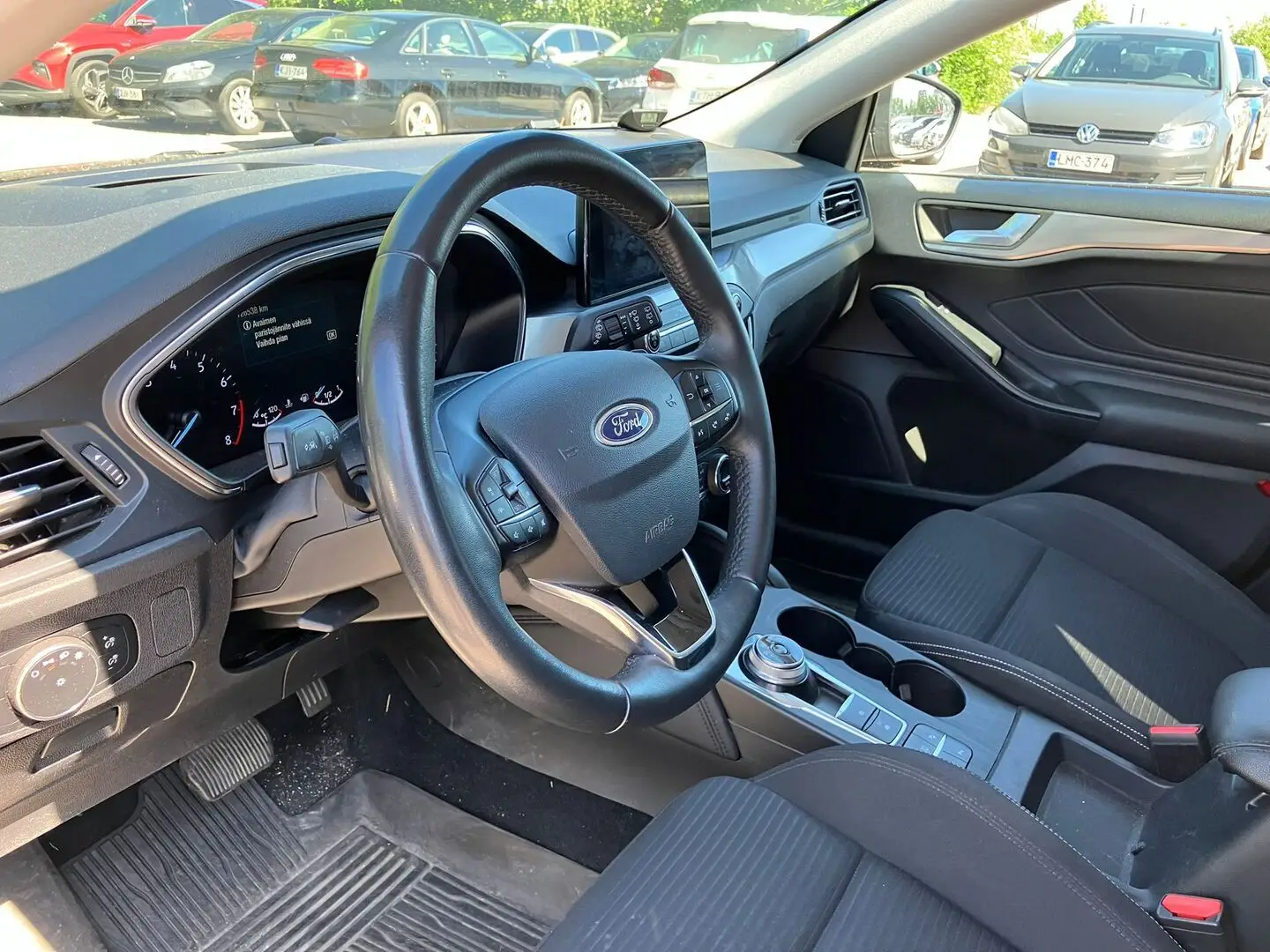 Car Image - 51EVxKquFahK0BnPN3ClkQ