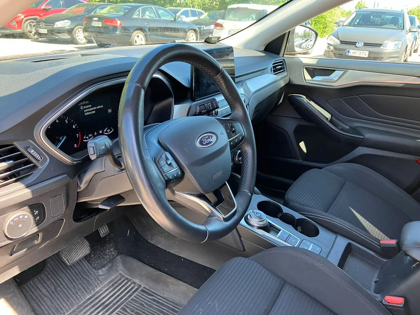 Car Image - 51EVxKquFahK0BnPN3ClkQ