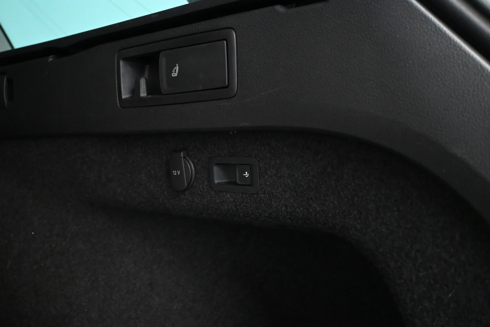 Car Image - 7MqXNPFf2eX9l6zhug2ow