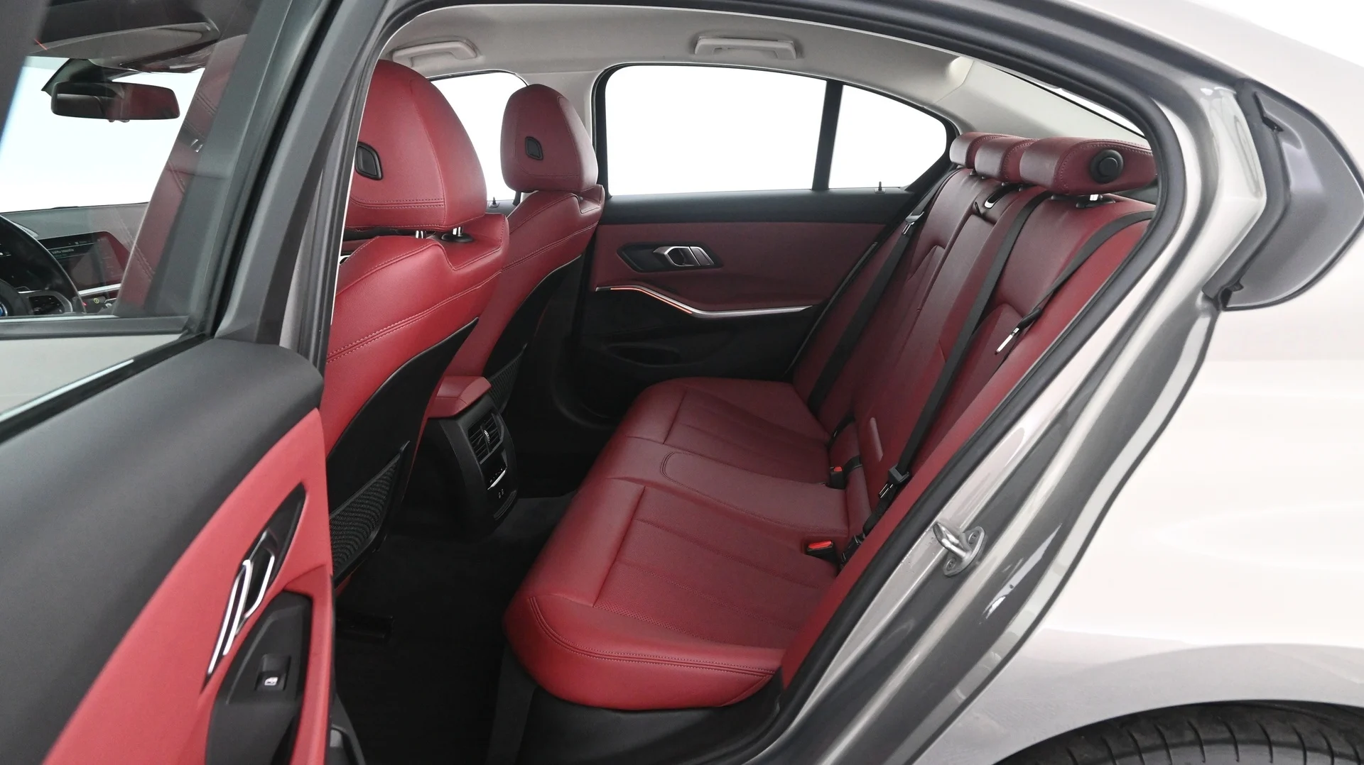 Car Image - 1DuQFAQQS4dC6zszYhoh9I