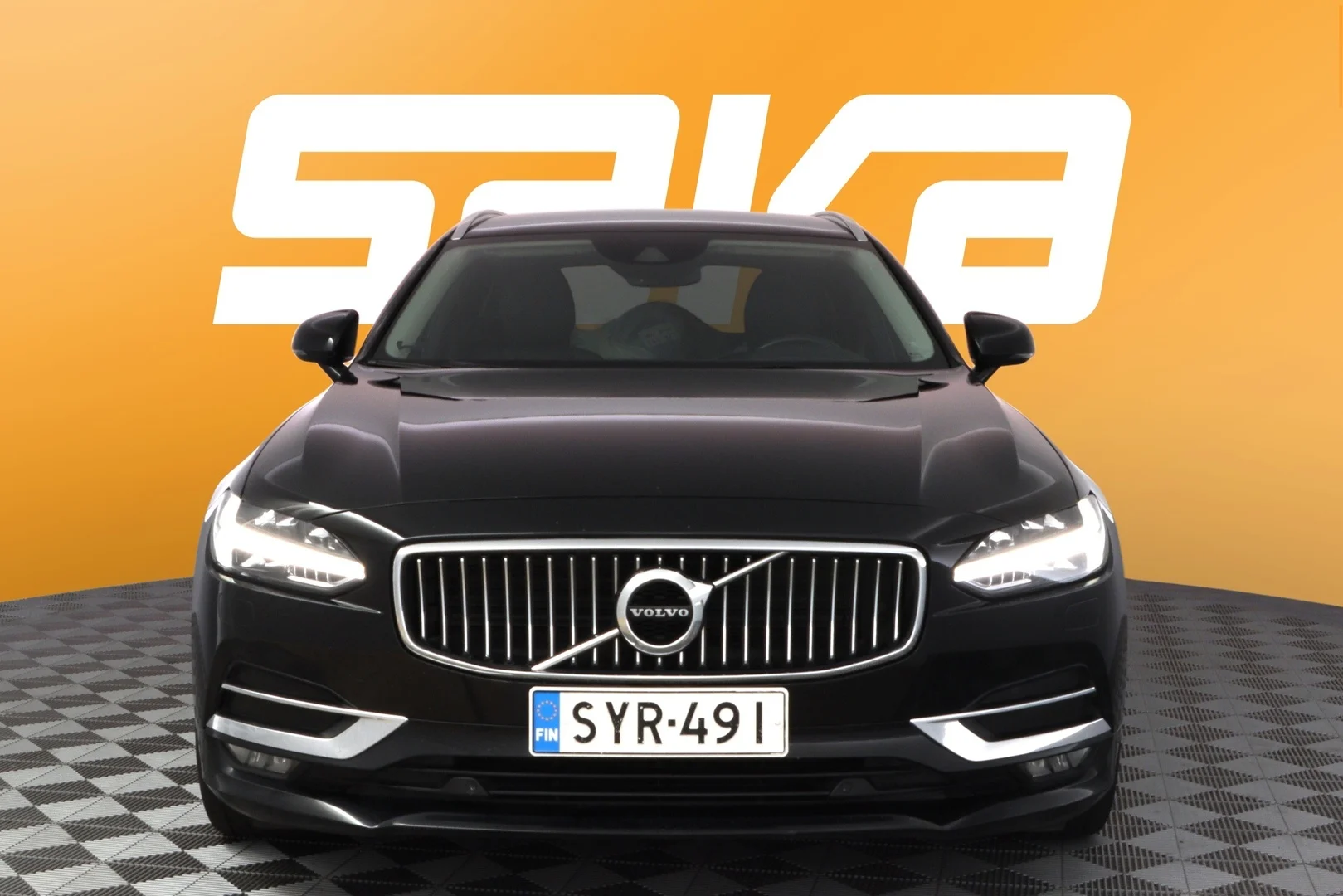 Car Image - 6VsSSDJzZEO7jnM917b9bj