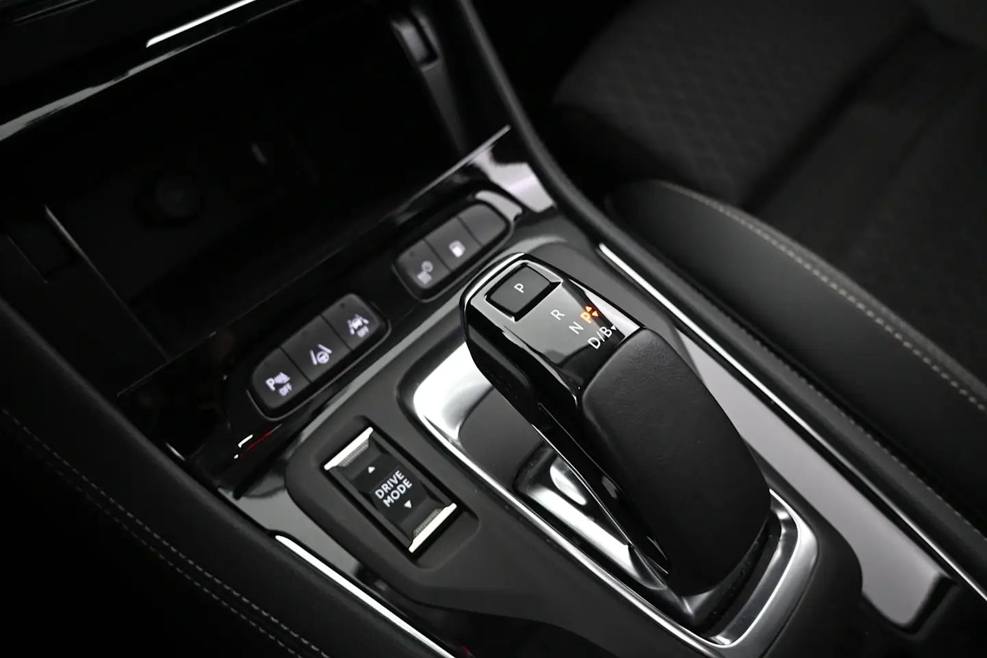 Car Image - 1SkgHUEdhTN6gOYiNodWLm