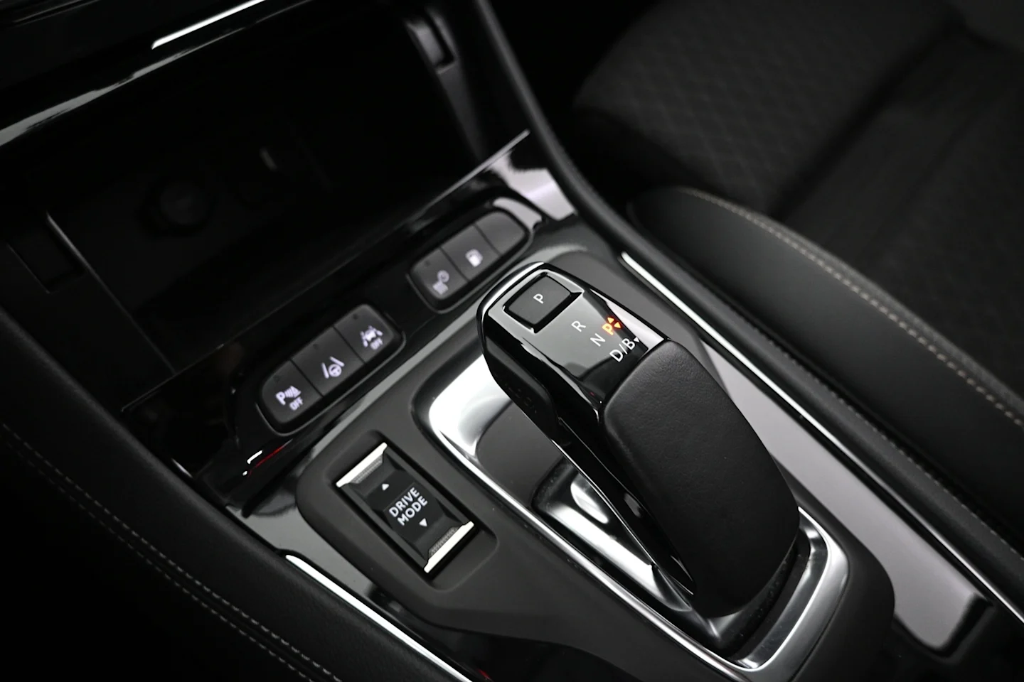 Car Image - 1SkgHUEdhTN6gOYiNodWLm