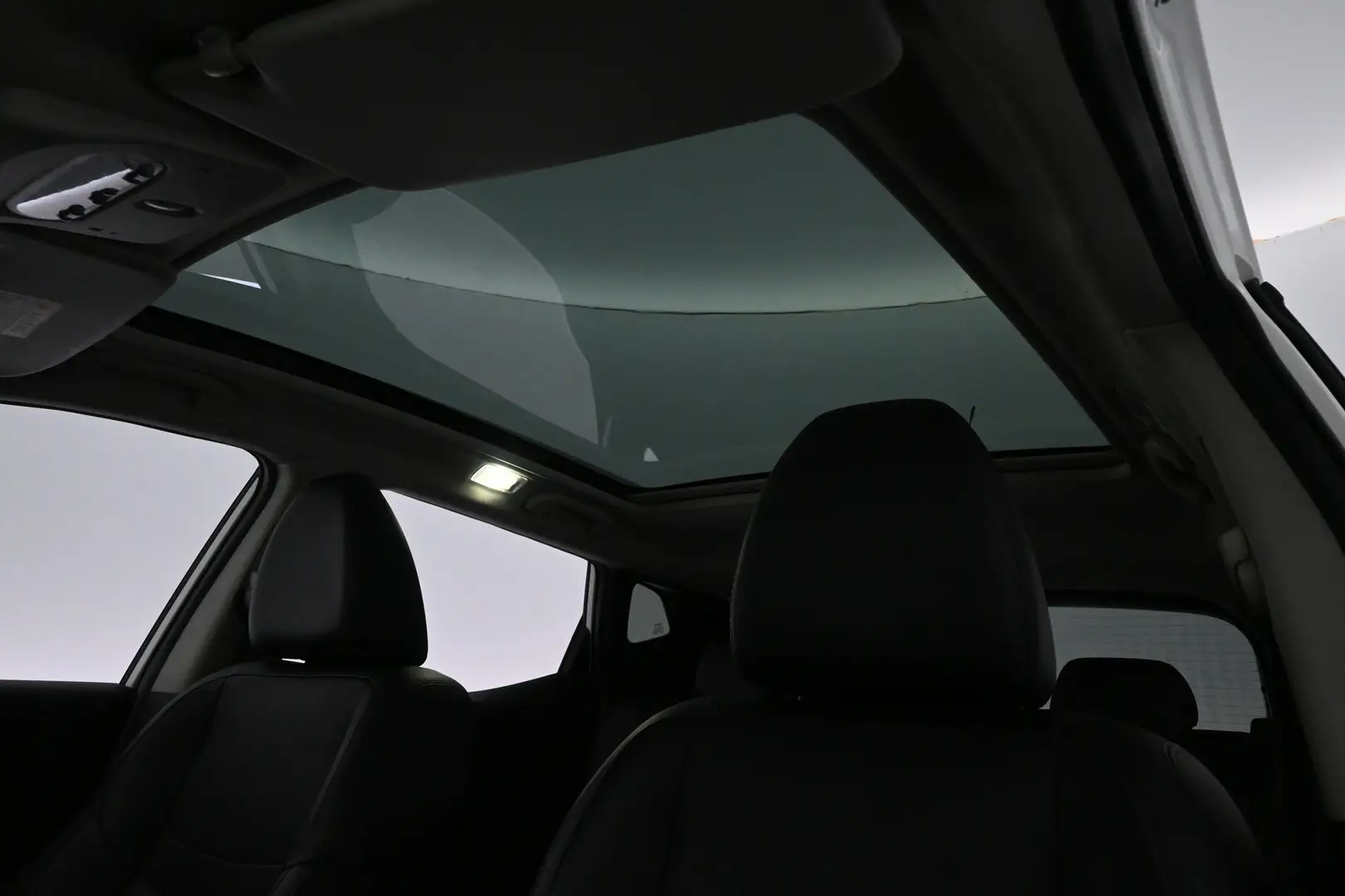 Car Image - 1MGIC0FVSPmGS2zkKDiKN2