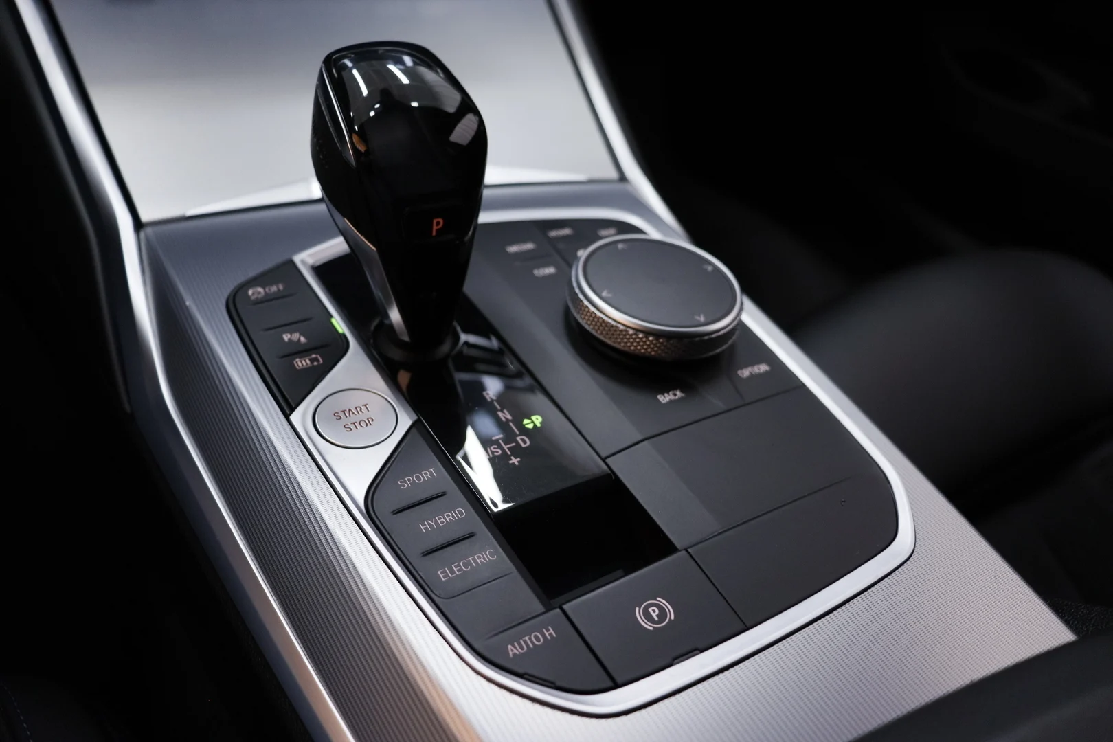 Car Image - 7jdgzPUv8iWOnO3XWdvhPH