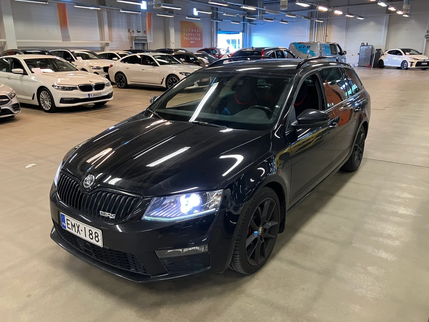 Car Image - 5fSjpHL7Q36KEhRYGpeod8