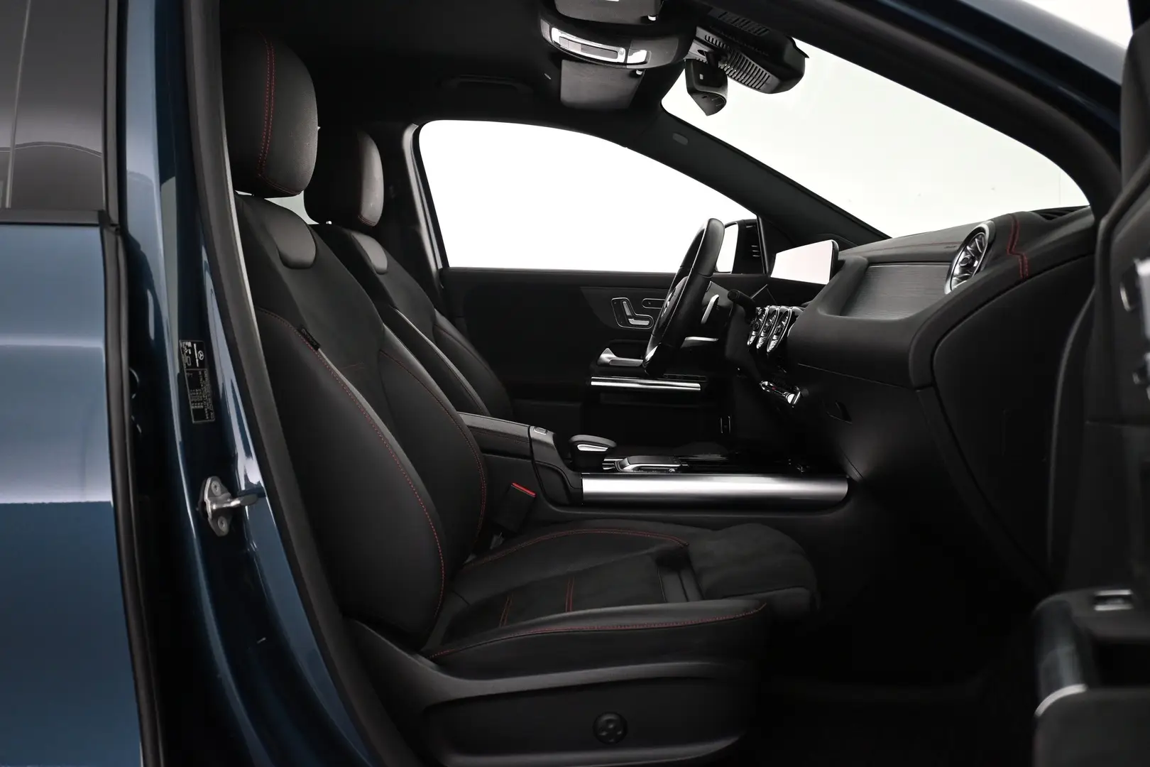 Car Image - 2KQDWapc6GLCJNZnHyX6l3