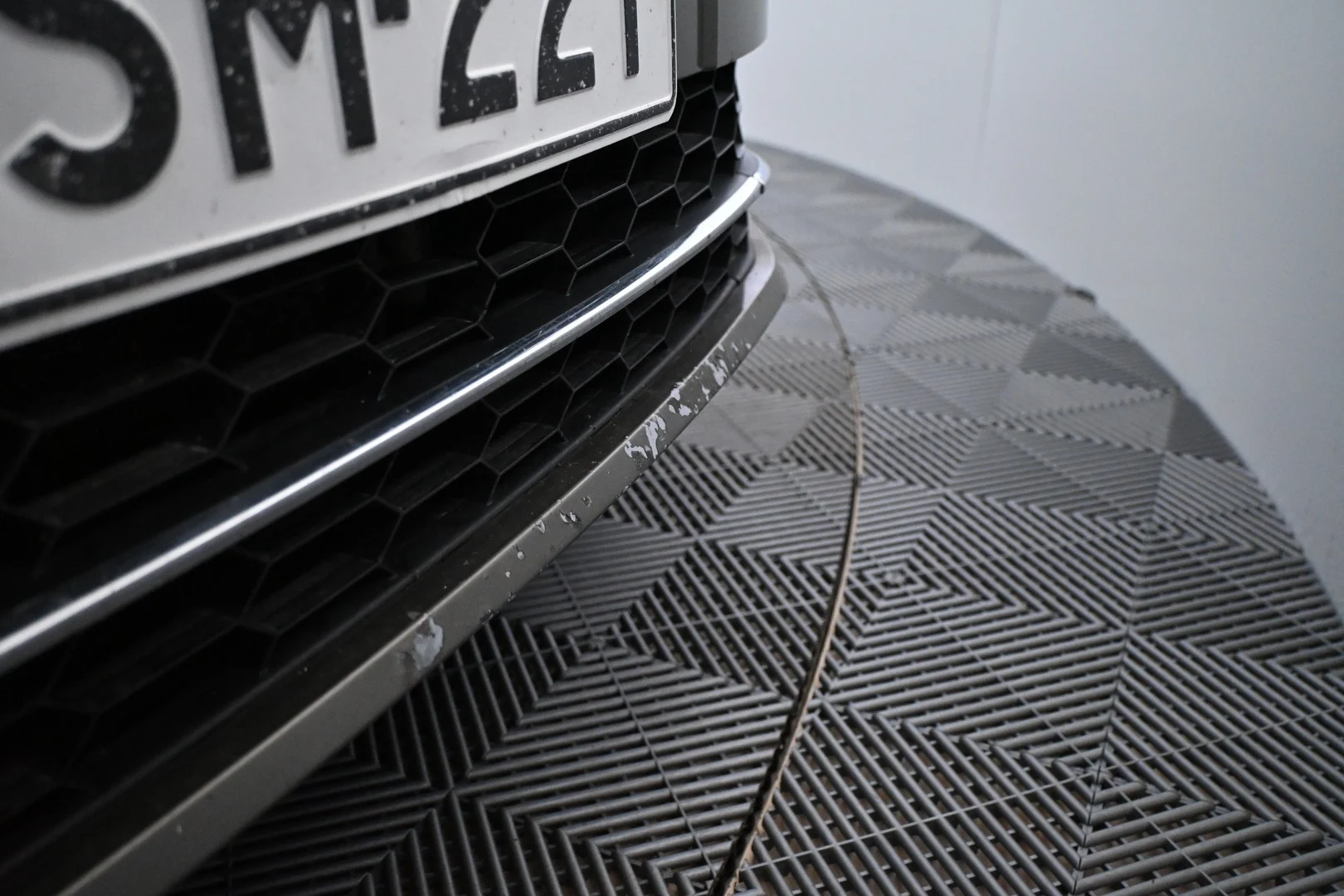 Car Image - lk2dHzc1NX635RBtsq0TI
