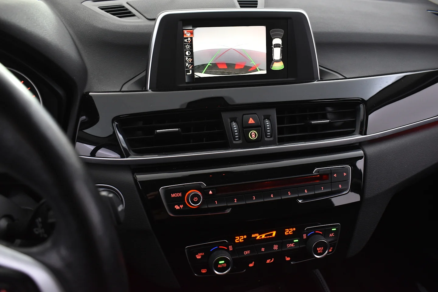 Car Image - 40newx8SglRZgG88P2Cmvi