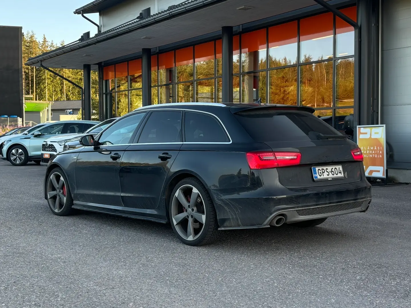 Car Image - 60wkjWQHe27WB1cmDJwZLE