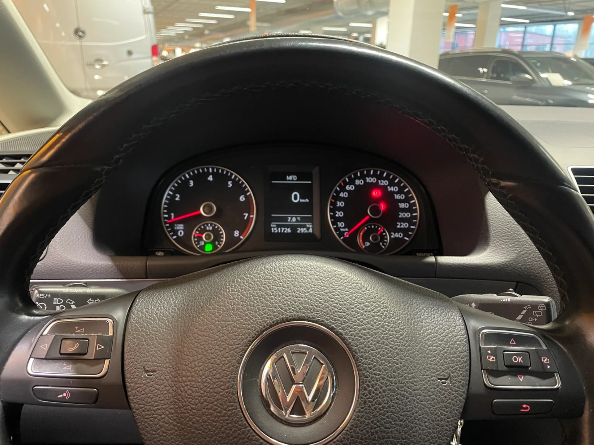 Car Image - 5LzoSSImQm6CPobZGEJ8NA