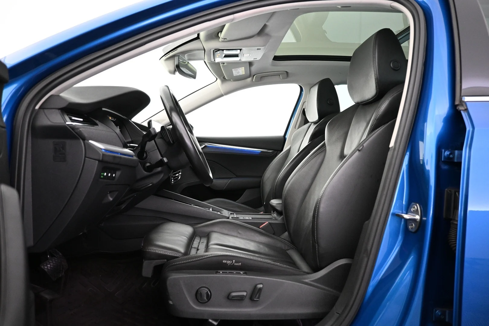 Car Image - 5aiygzHSqRTCyAPYLL26Eg