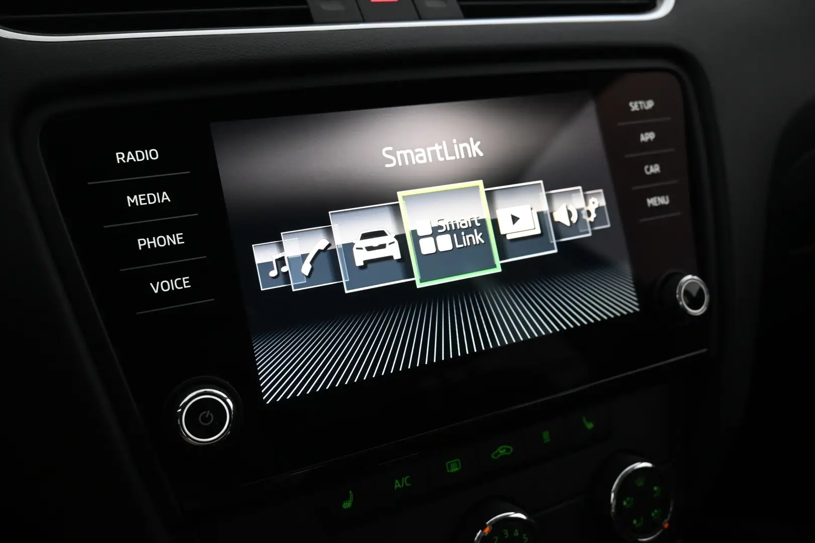 Car Image - 4IYAlPh2Bmz0a6QzDiIAz1
