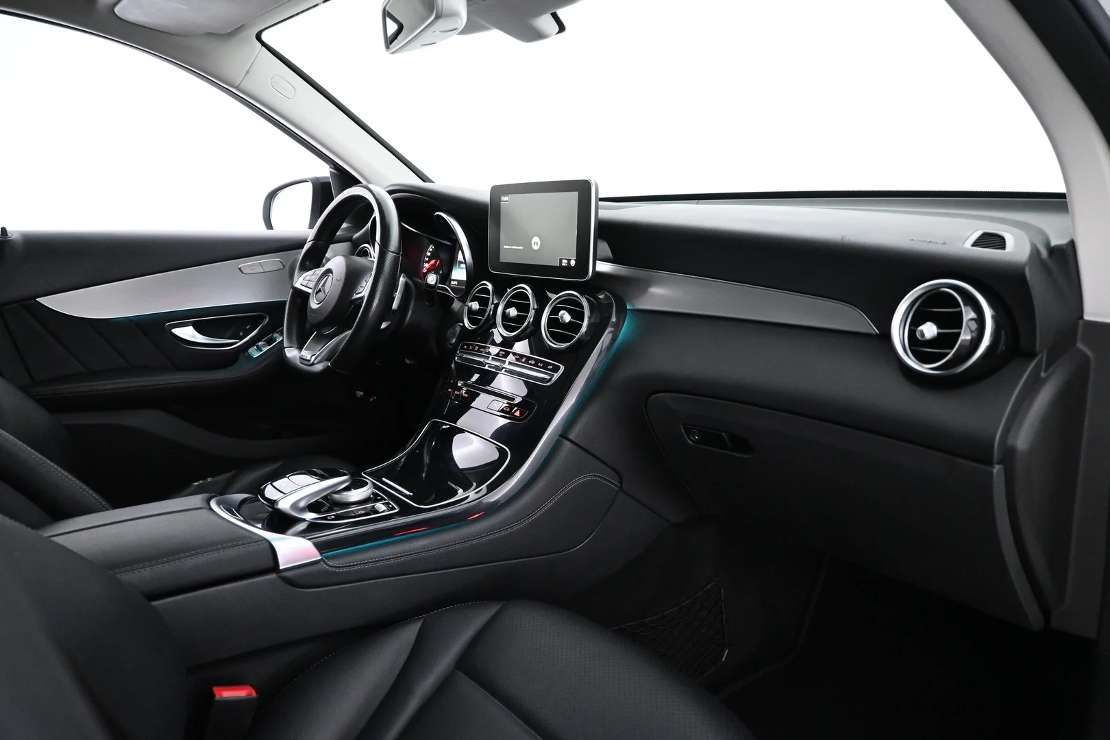 Car Image - 39Z8ZtnrqvCVq9gkvZz69k