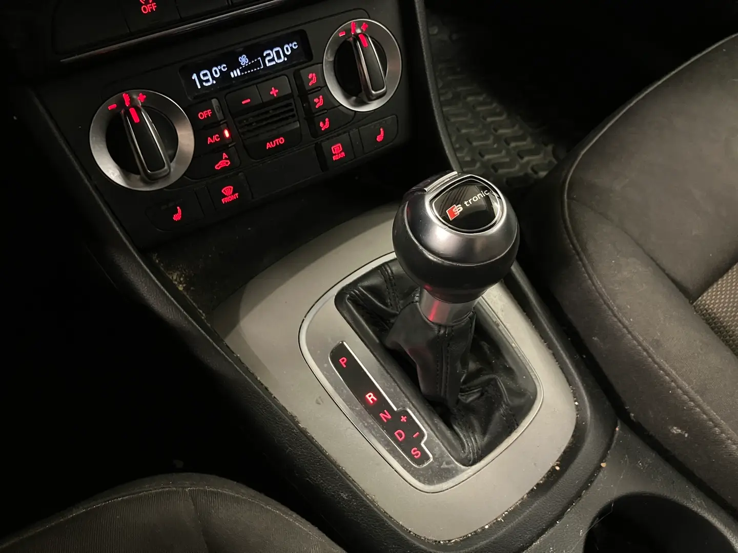 Car Image - 7B0HIGpMTmlWrSBpYVhikb